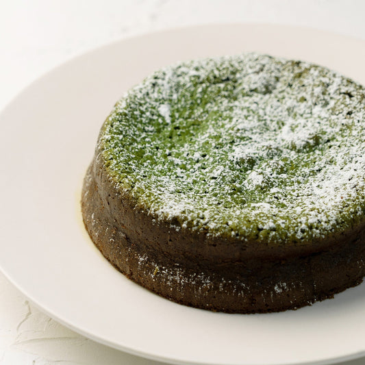 抹茶ガトーショコラ： 冬の終わりに楽しむ、濃厚な抹茶の余韻
