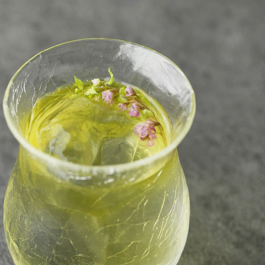 大人のご褒美に。新茶葉が香る、夏の和クラフトカクテル