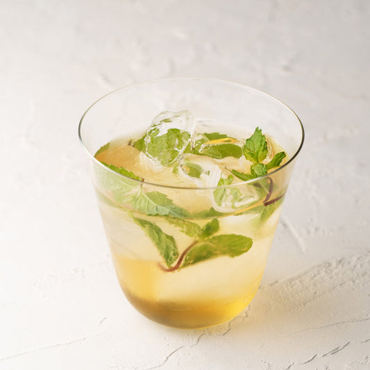 藤吉ade（トウキチエード）：ノンアルコールで楽しむ、日本茶モクテル