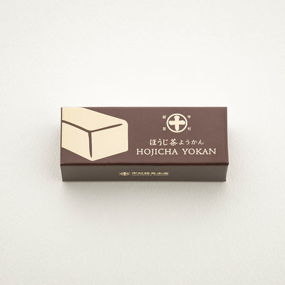 京都 宇治 中村藤吉本店 小柄ようかん［ほうじ茶］。当店のほうじ茶を練りこみ香り豊かに、歯触りと食感の心地良いようかんに仕立てた食べ切りサイズ